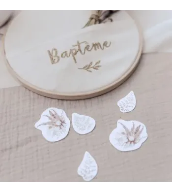 Déco de table et accessoires Baptême Confettis Baptême Pampa Papier Fleurs de Coton et Or 